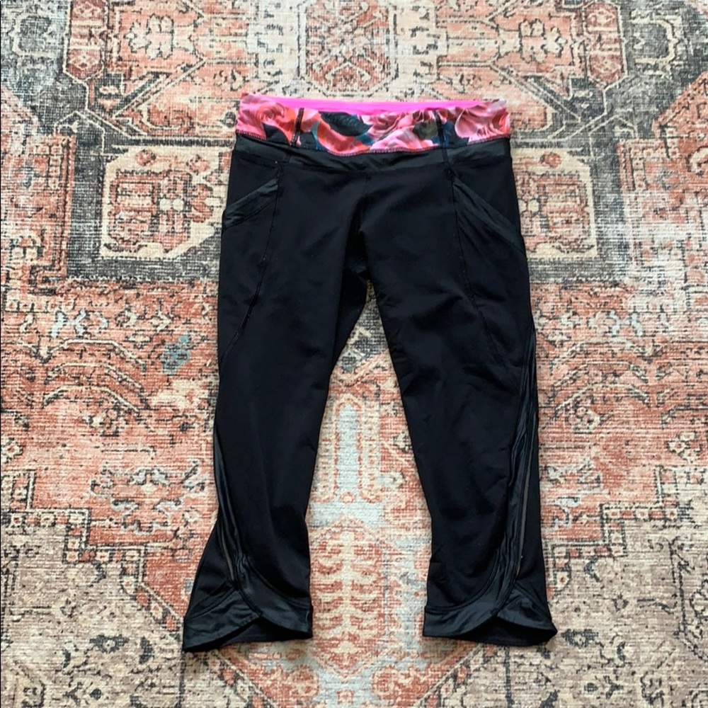 Lululemon cropped leggings *does not have a tag*